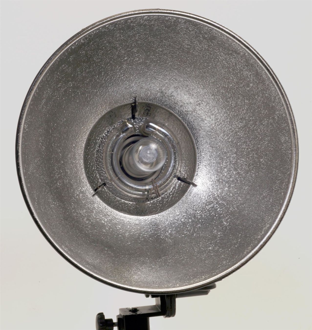 Flash: Reflektor mit Filterhalter für Hensel – Usato da Bassersdorf venduto da Sugo 7
