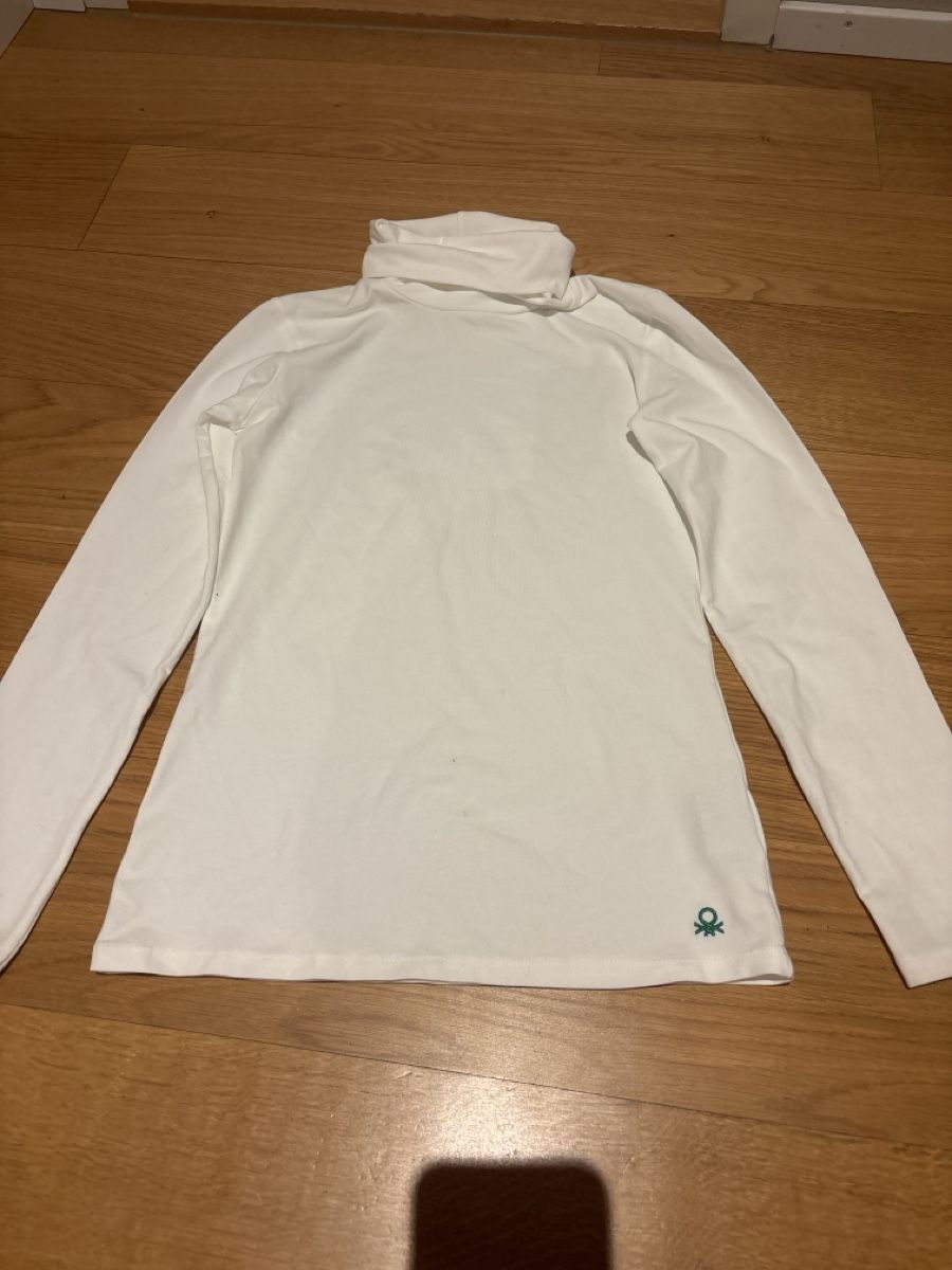 Benetton Camicette, T-shirt & Top: Schönes Langarm-Tshirt von Bentton – Nuovo (secondo la descrizione) da Zuerich venduto da junverhau