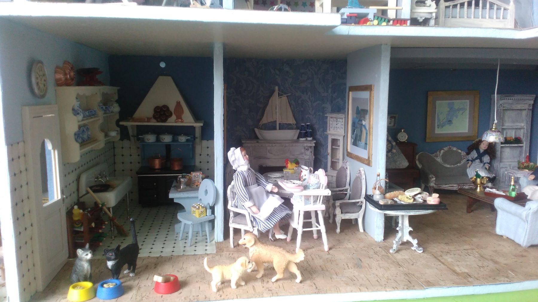 Case e mobili per bambole: wunderschönes Puppenhaus – Usato da Uster venduto da ruehan 3