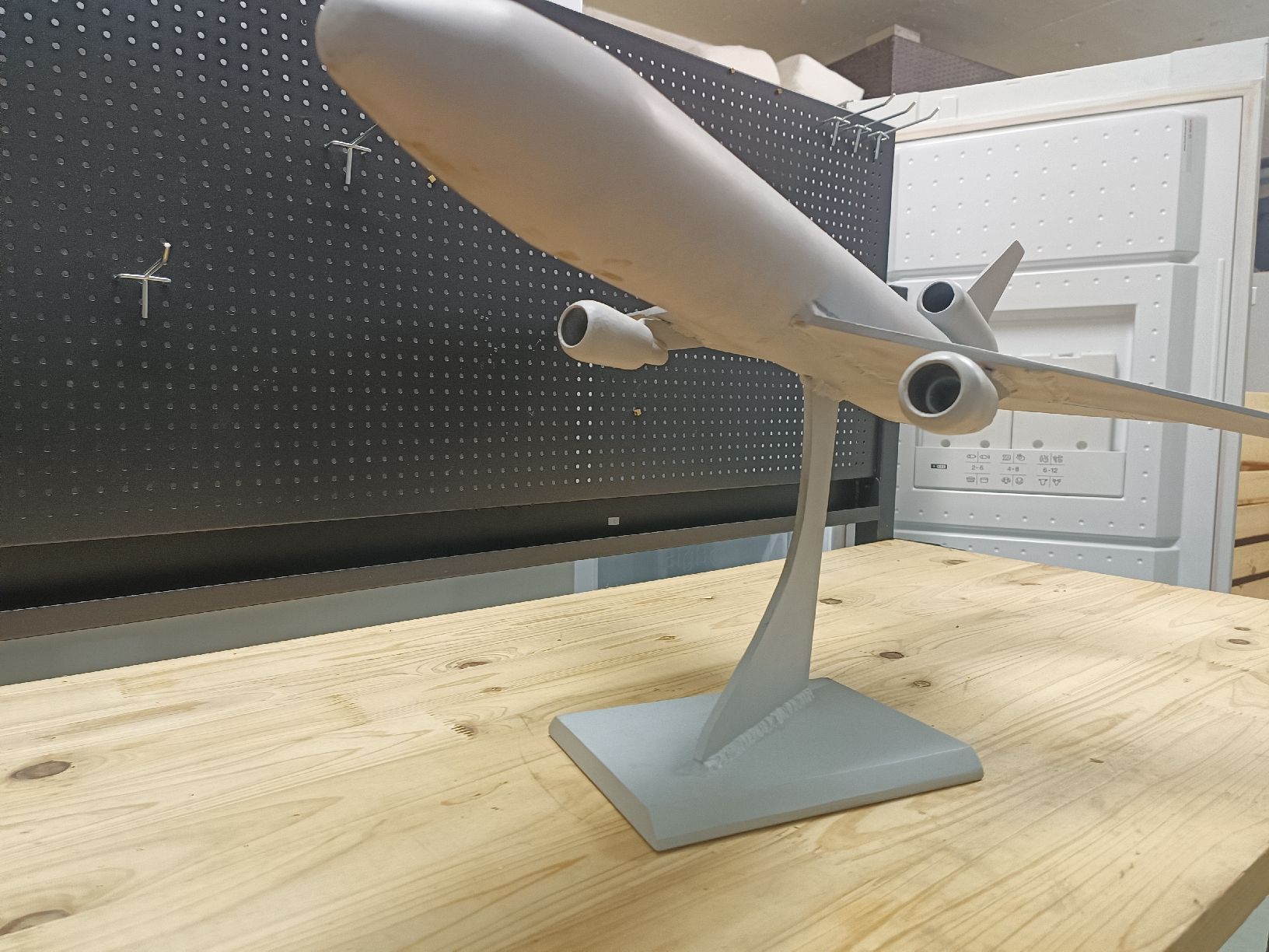 Kit di modellismo & Modellini statici: Flugzeug Modell von Mettal – Usato da Pfäffikon ZH venduto da K-V-M 2