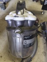 Dyson Staubsauger