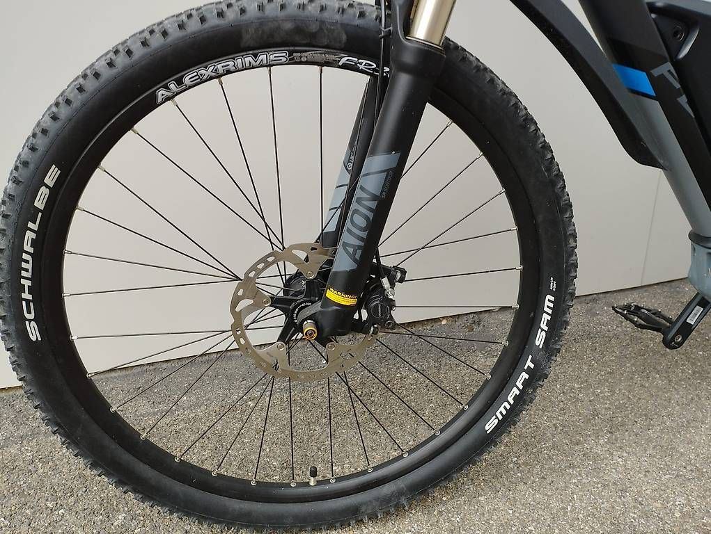 Vélos: Flyer Uproc3 - Top gepflegtes E-MTB 2015 – D'occasion à Sempach-Station par Release 1