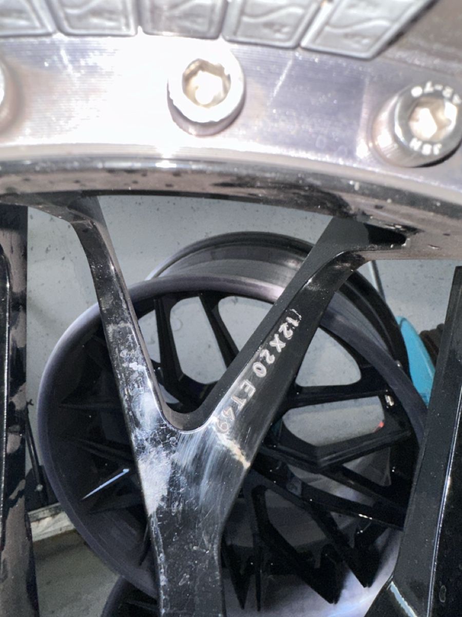 Aversus Jantes: Aversus Forged Black – D'occasion à Auw par pas_bz55 2