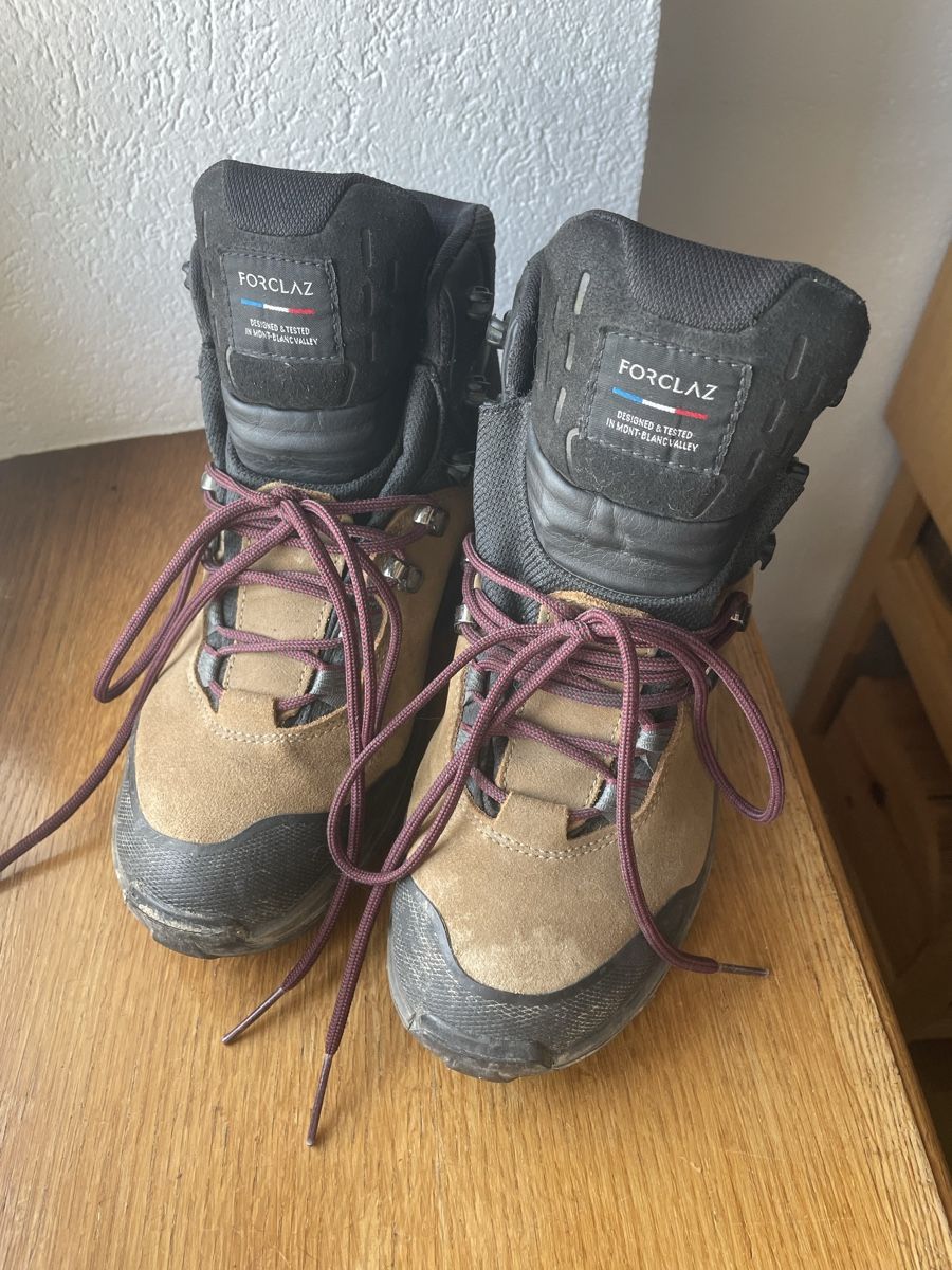 Decathlon Herrenschuhe: Chaussures de marche / Wanderschuhe / Hiking shoes – Gebraucht aus Fribourg von tinavon 1