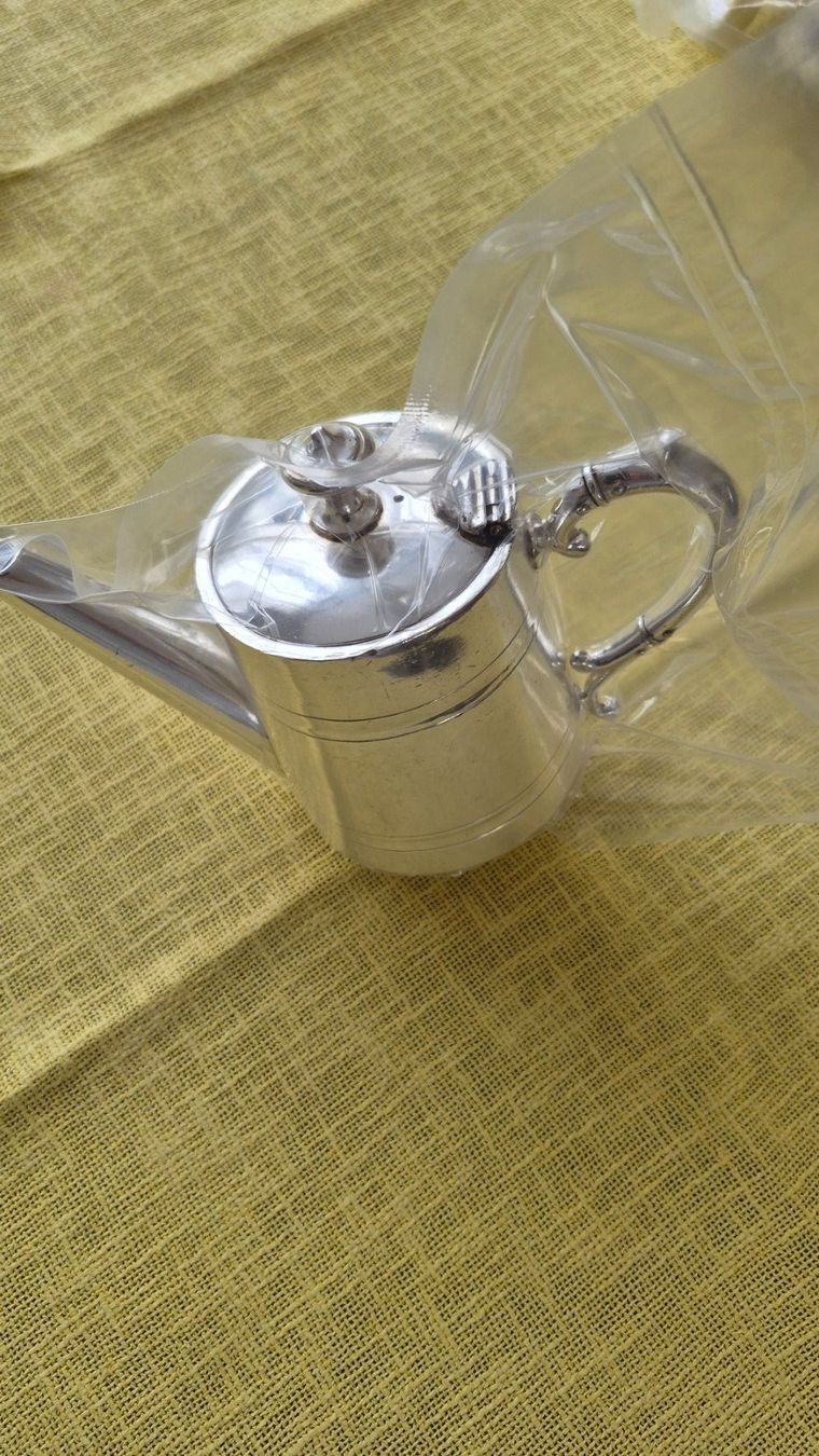 Teiere: Silberkanne Kaffeekanne Teekanne – Usato da Twann venduto da Twann 1