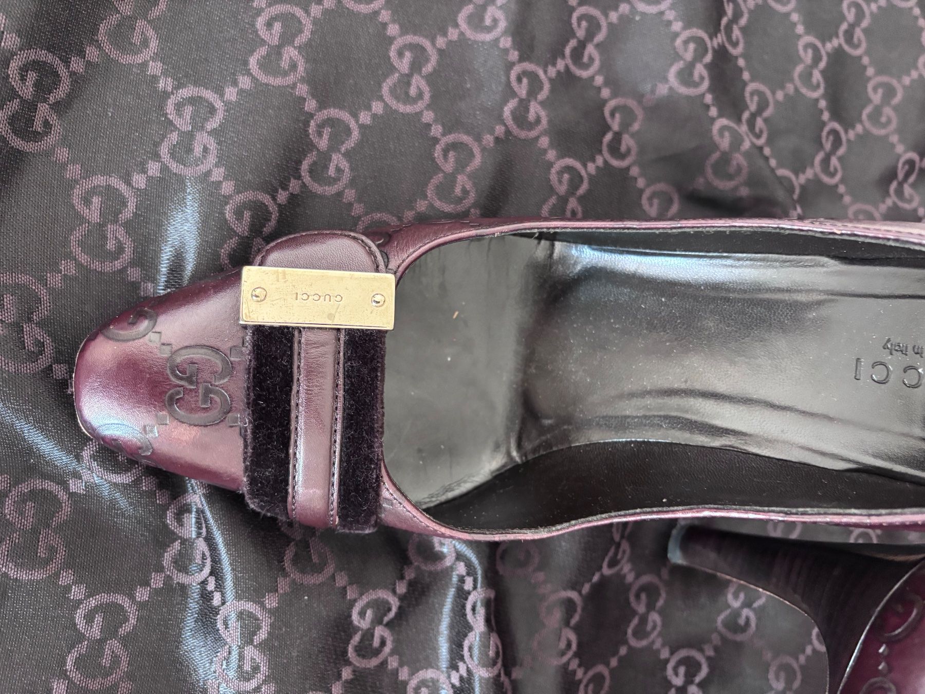 Gucci Scarpe da donna: GUCCI DÉCOLLETÉ DARK BROWN size 36.5 – Usato da Chiasso venduto da Aupa74 1
