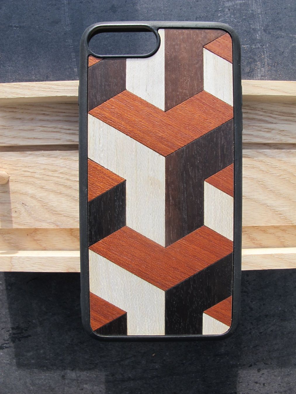 Apple Telefoni cellulari / Smartphones: Smartphone WOOD'D !!!! – Usato da Nänikon venduto da Irene47 3