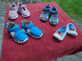 4 Paar Schuhe in super Zustand!