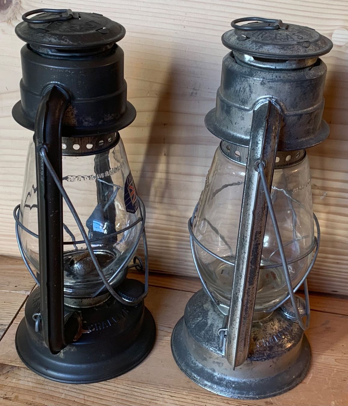 Lampes & Eclairage: 2 Petrollaternen Chalwyn der CH Armee – D'occasion à Goldingen par Bergler012 3