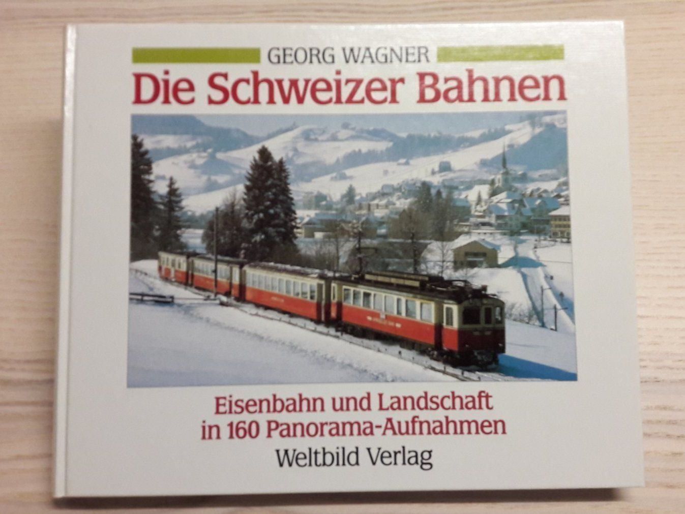 Libri: Buch : Die Schweizer Bahnen – Usato da Buttes venduto da Cafe2005