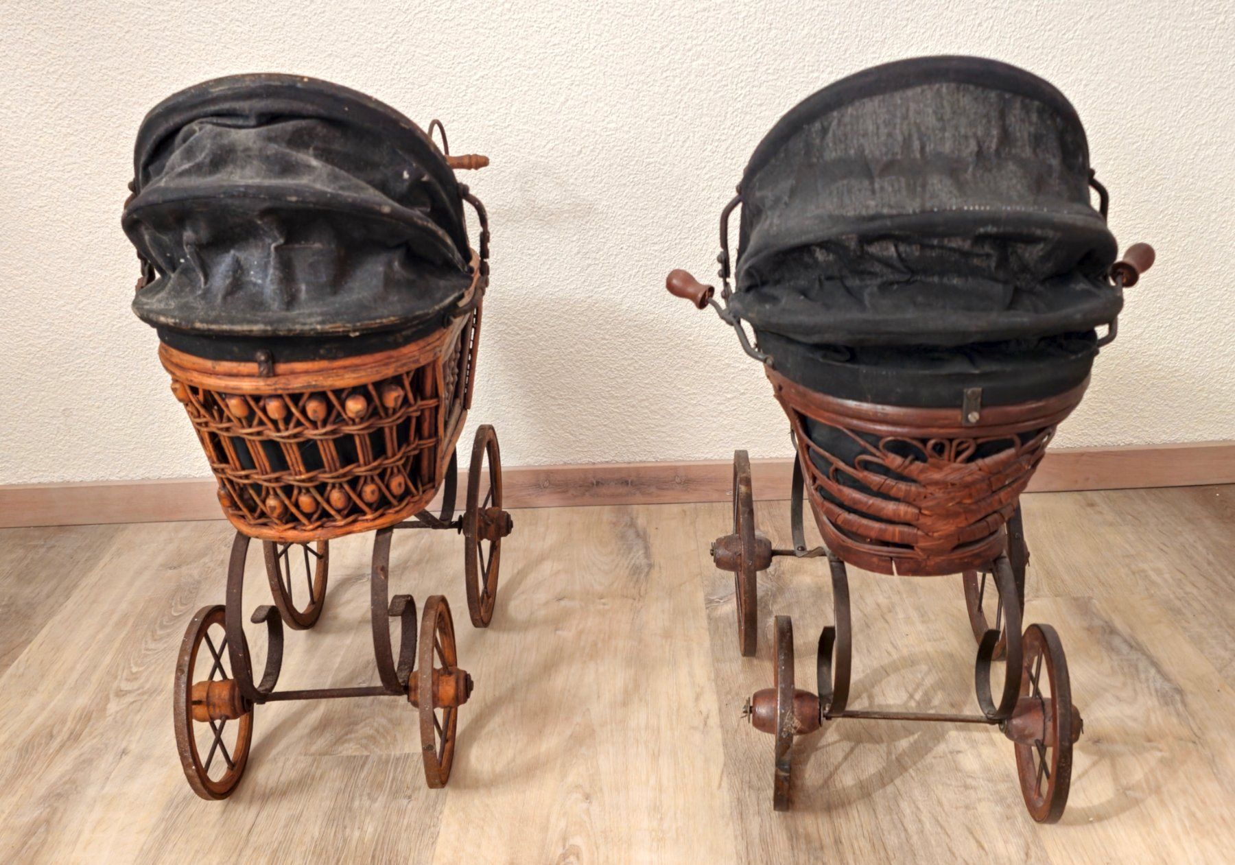 Carrozzine per bambole: Puppenwagen – Usato da Walenstadt venduto da pedroju-1 2