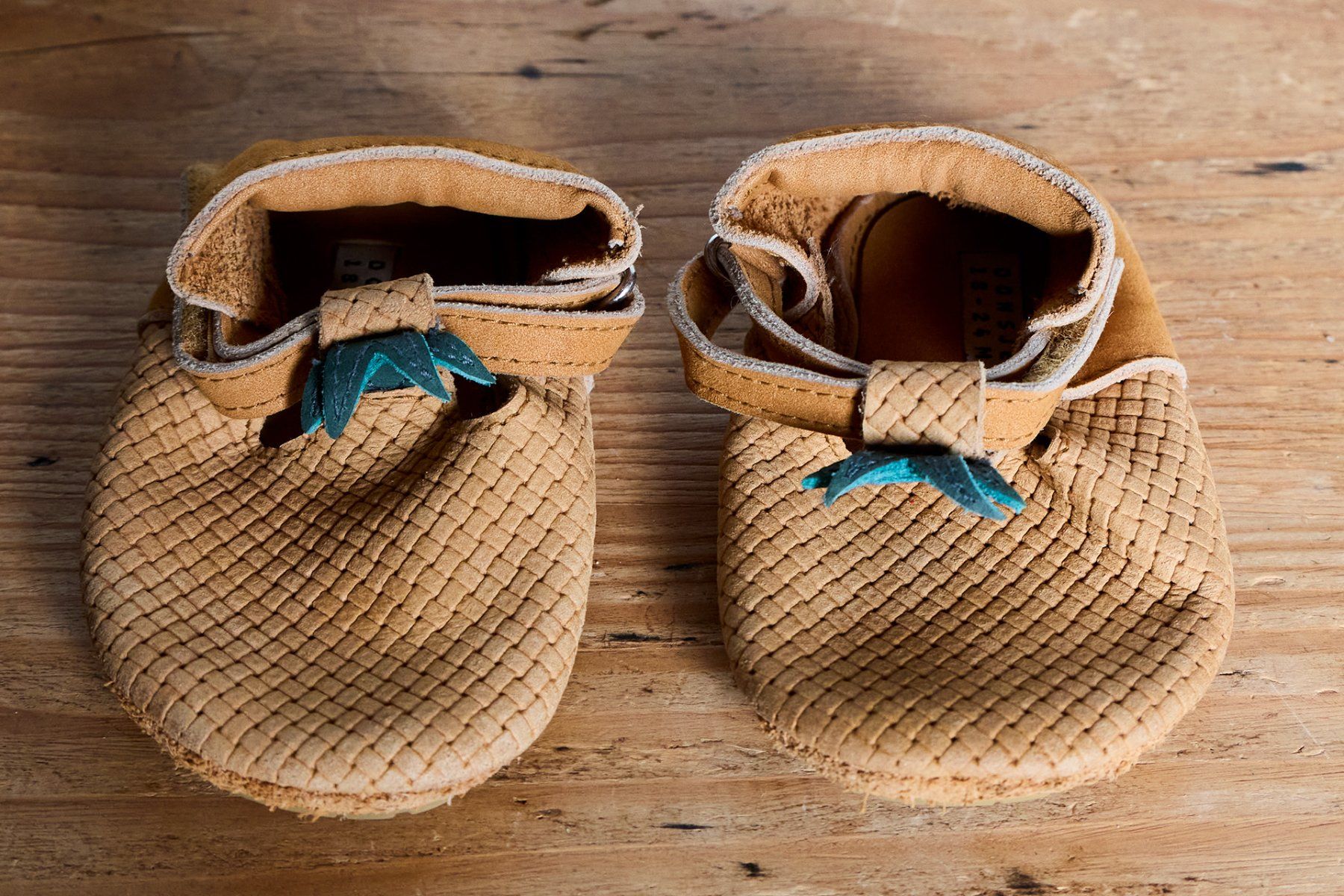 Scarpe per ragazzi: Schuhpaket Gr. 19-20 – Usato da Ennetbürgen venduto da JWBT 3