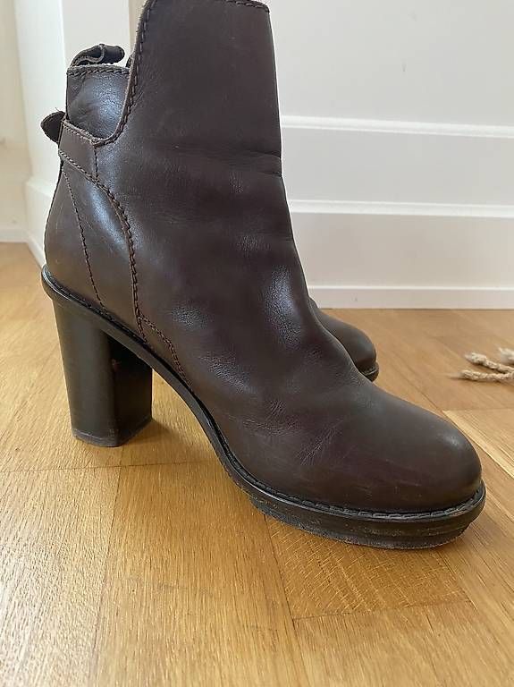 Acne Studios Scarpe da donna: Acne Boots Cypress 38 – Usato da Zürich venduto da Lauraflor 3