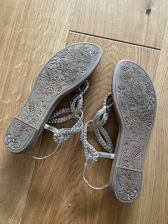 Scarpe da donna: Damen Sandalen – Usato da Ennetbaden venduto da jun_19 2