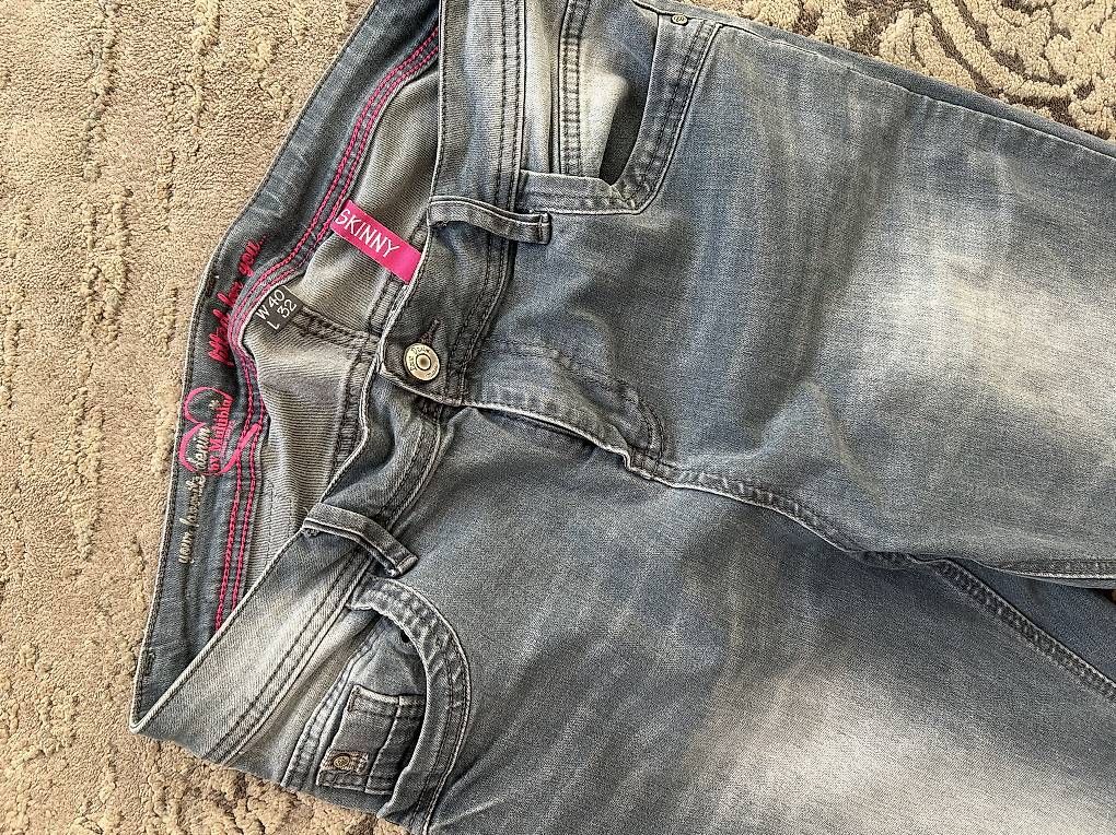 Jeans: Skinny Jeans 40 – Gebraucht aus Pratteln von silvermoon78 1