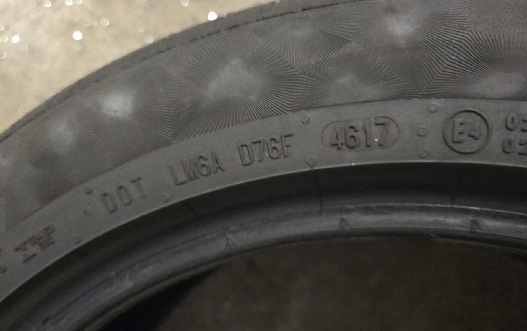 Continental Pneus & Kompletträder: 2 Stück 215/50R17 95Y 215 50 17 – Gebraucht aus Rickenbach SZ von Adi_1 4