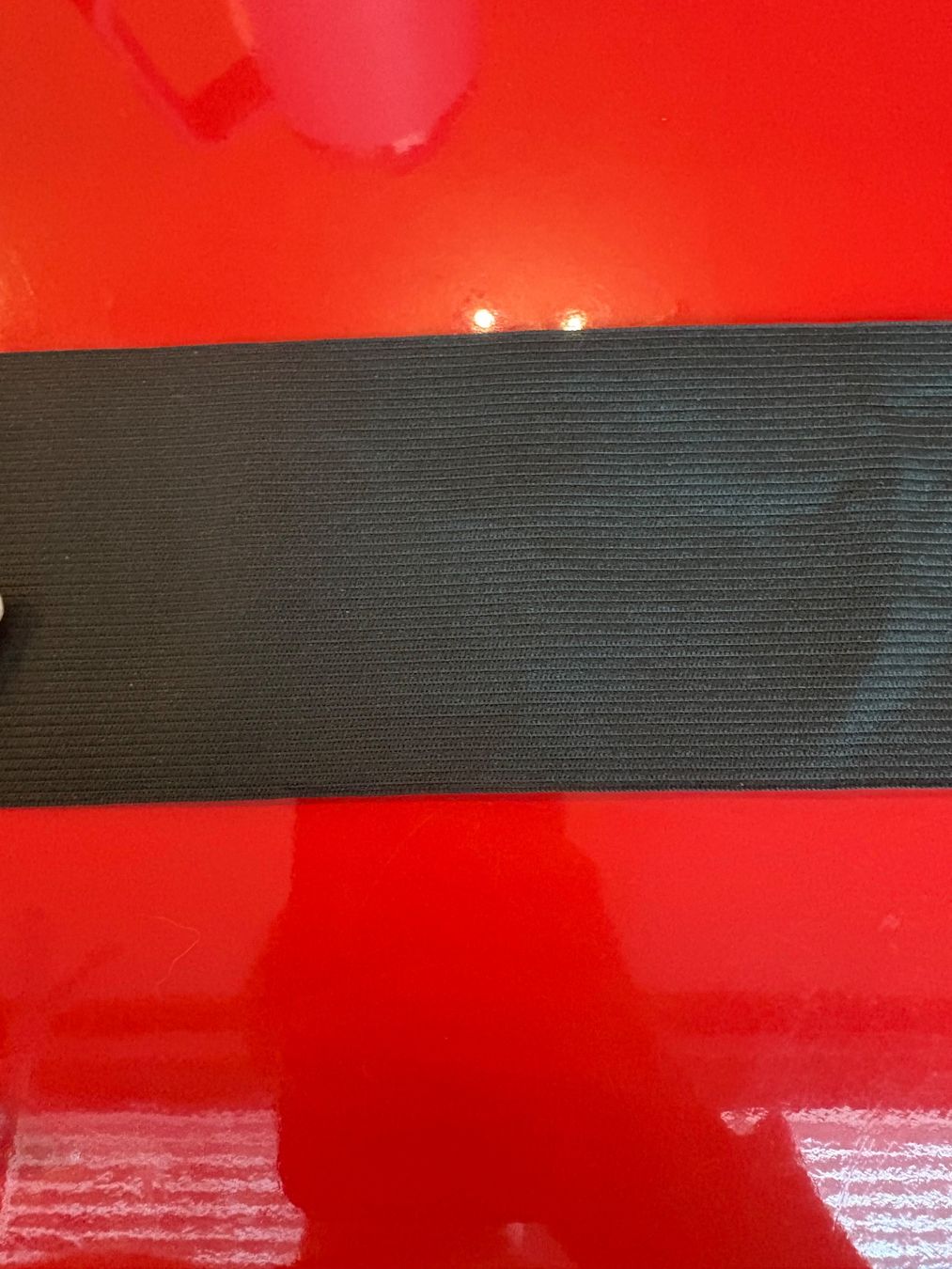 Gürtel: Ceinture élastique noire avec détails cloutés – Gebraucht aus Lausanne von milou201619 2
