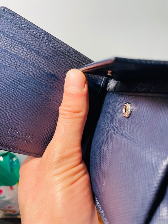 Prada Portafogli: Prada Portemonnaie Herren dunkelblau Leder neuwertig – Nuovo (secondo la descrizione) da Basel venduto da Mb2 3
