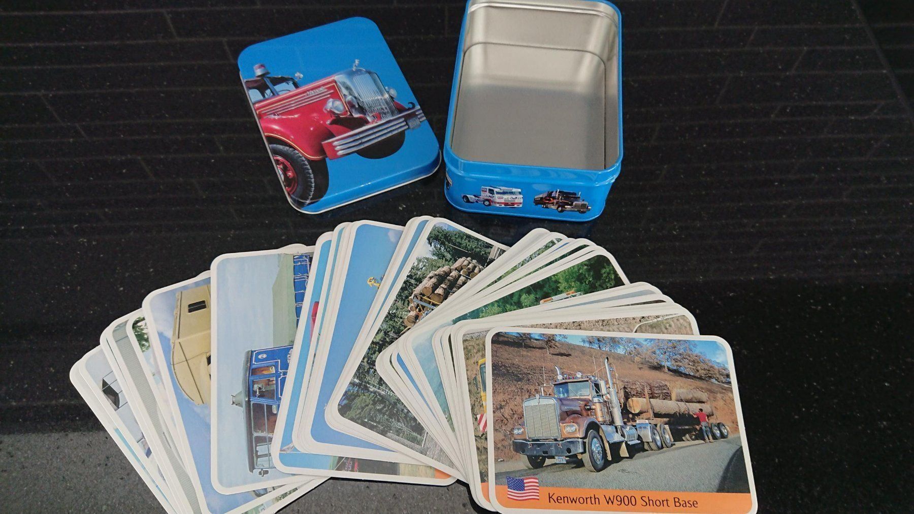 Carte collezionabili: Sammelkarten berühmter Trucks – Usato da Kradolf venduto da Greif164