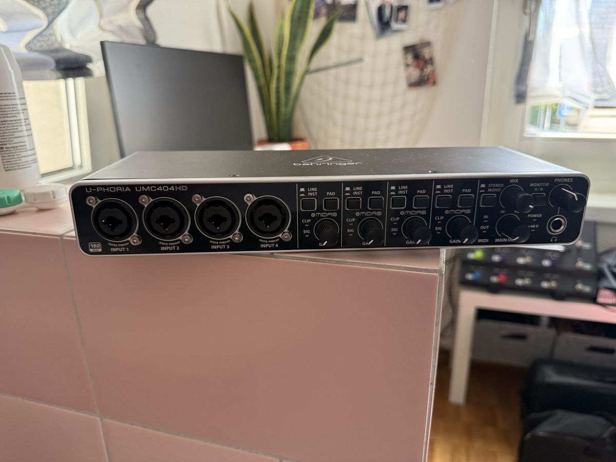 Behringer Attrezzatura per studi di registrazione: Behringer UMC404HD - Audiointerface – Usato da Watt venduto da flavio_1996