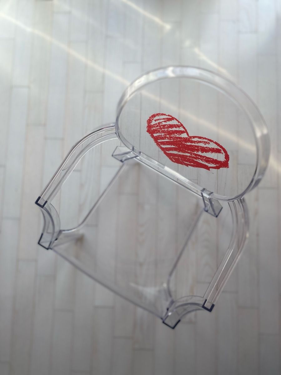 Kartell Stühle: Kartell Kinderstuhl Lou Lou Ghost – Gebraucht aus Salenstein von Nadjasov 1