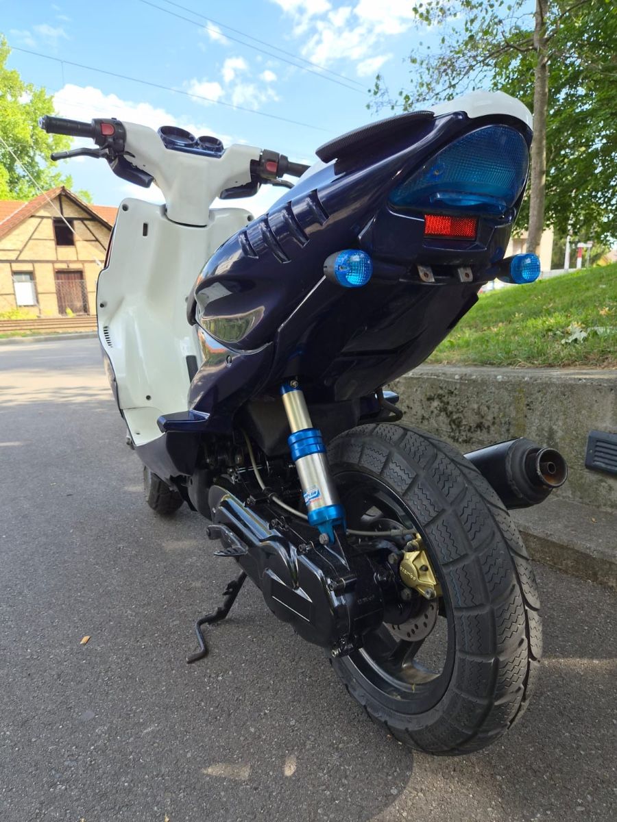 Yamaha Scooter: Yamaha Aerox – Usato da St. Gallen venduto da Luis_w98 2
