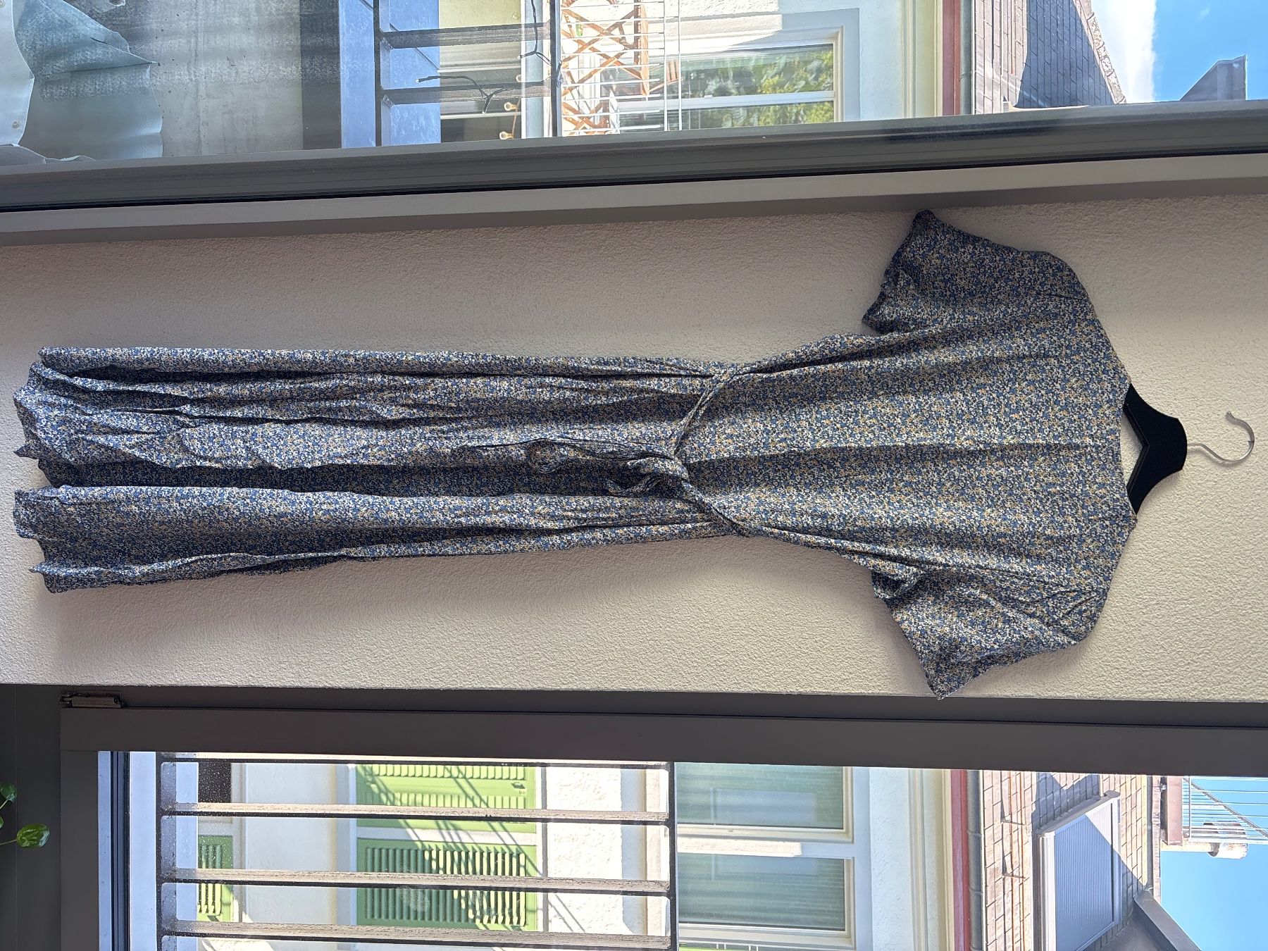 Oysho Kleider: Blumenkleid von OYSHO – Gebraucht aus Zürich von mar_hc85 4