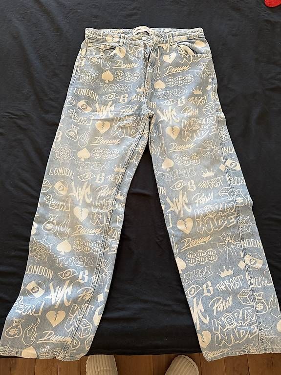 Jeans: Jeans  – D'occasion à Paradiso par nic_529g