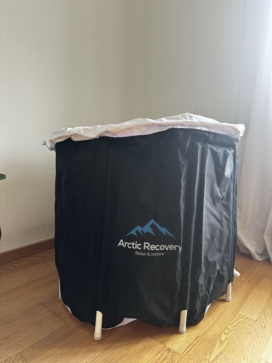 Piscine: Arctic Recovery Ice Bath Foldable, good condition – Usato da Zürich venduto da kat_v6xx