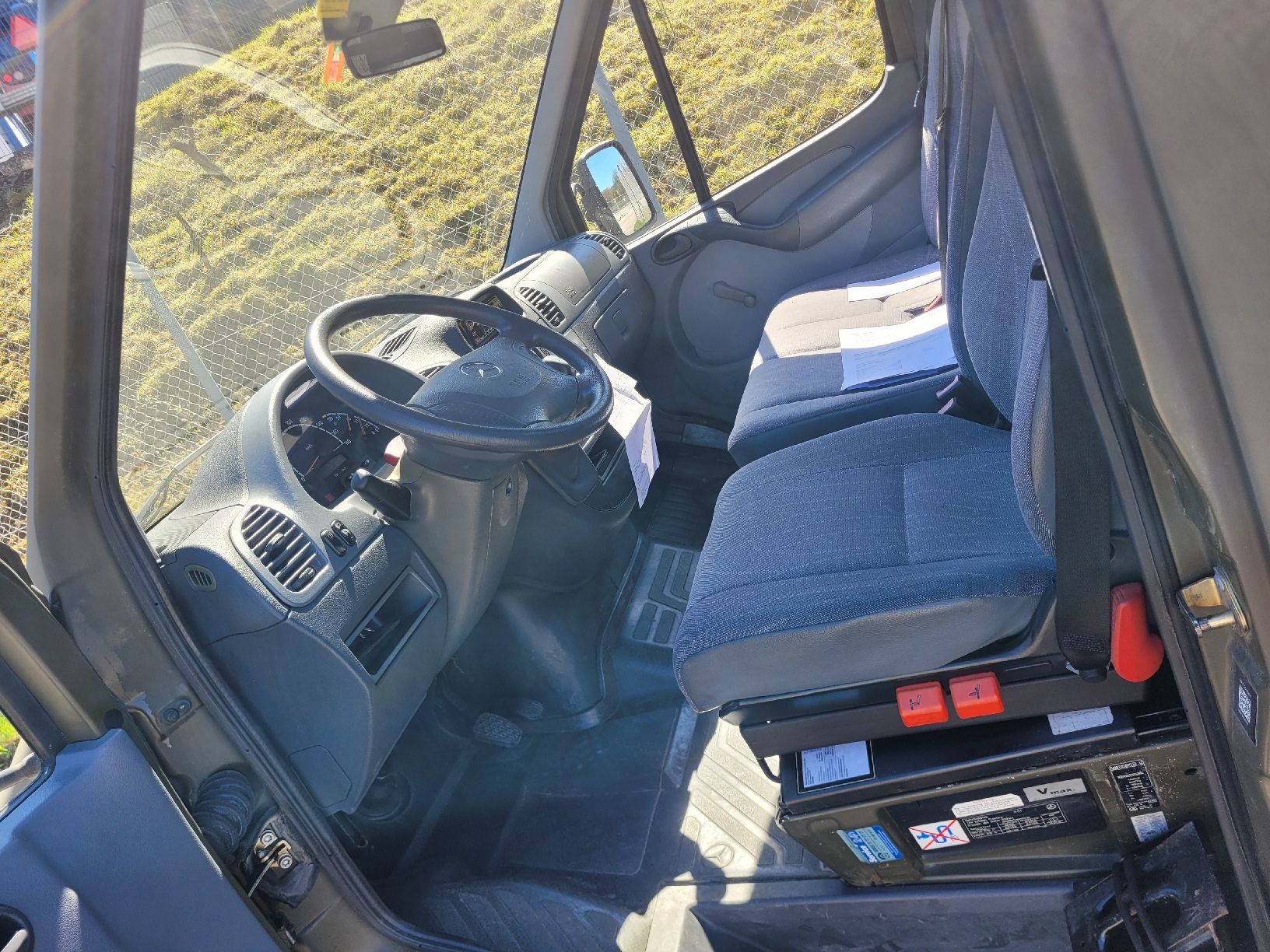 Mercedes-Benz Nutzfahrzeuge: mercedes sprinter 413 cdi 4x4 3.5Tonnen – Gebraucht aus Laufen von Nachlasverkauf 2