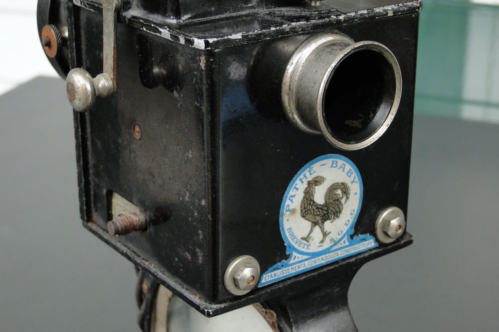 Ancien projecteur Pathé Baby de 1953 - Collection