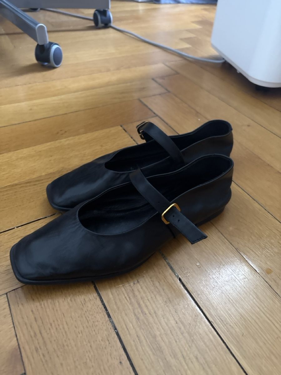 Massimo Dutti Chaussures femmes: massimo dutti leather ballerinas – D'occasion à Genève par ram_68rc 1