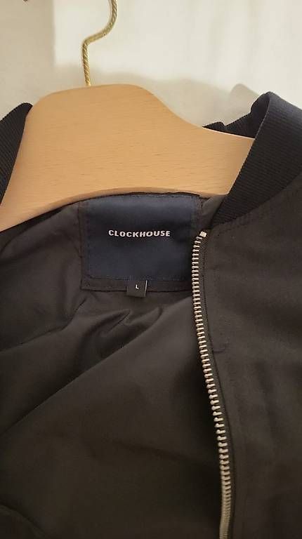 Giacche: Jacke schwarz – Usato da Schwyz venduto da rap_z7ny 4
