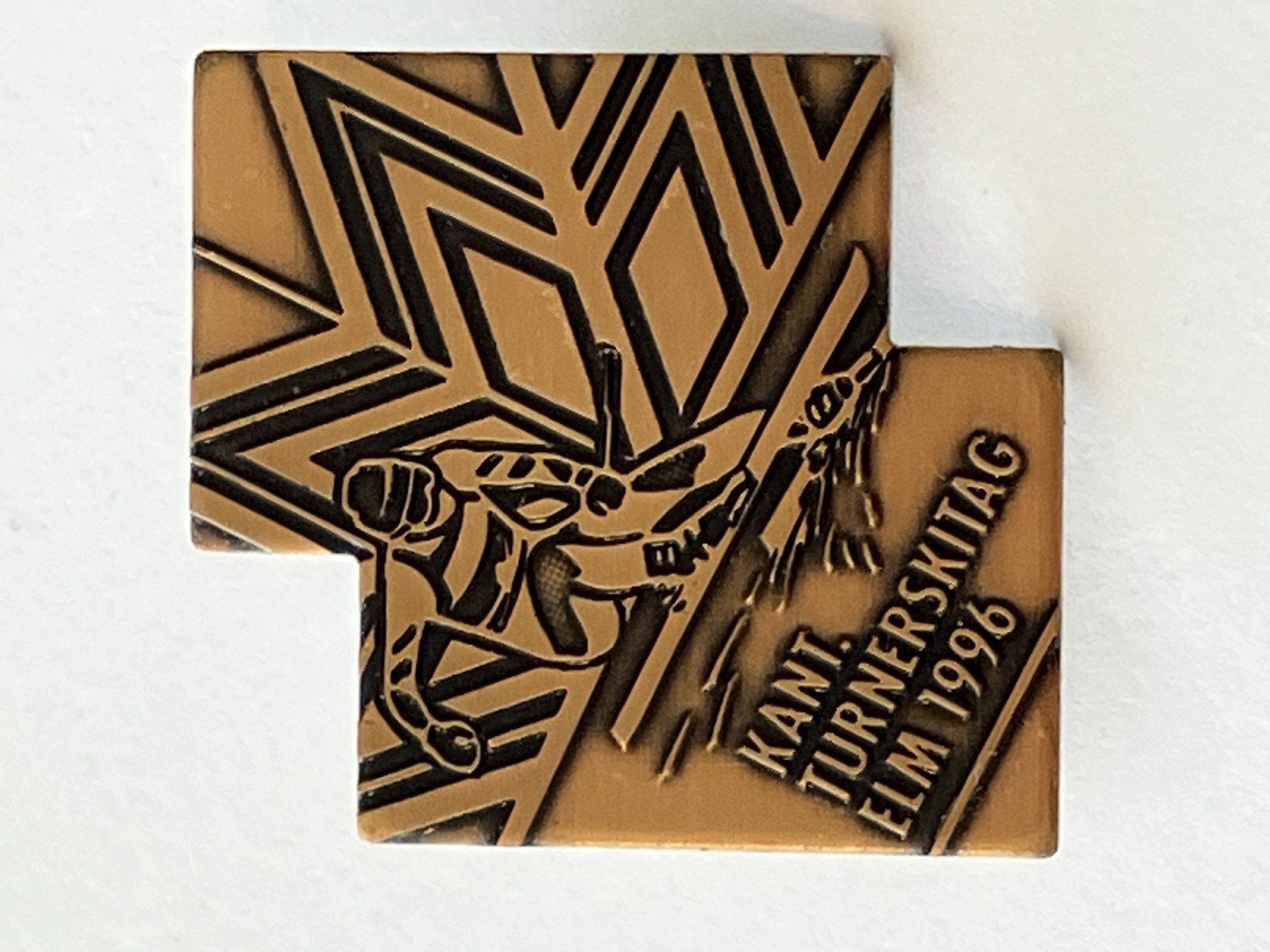 Placchette & Badge: 1 Pin Elm Kantonaler Turnerskitag 1996 – Usato da Basel venduto da djwwpp
