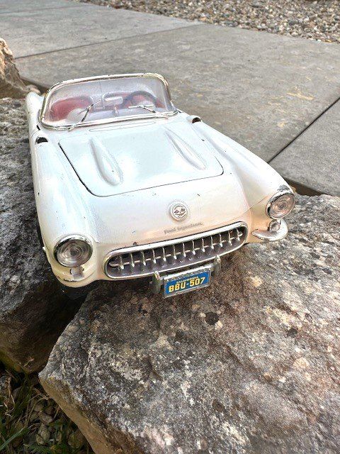 Bburago Voitures modèles: +  CHEVROLET  +            CORVETTE    1957 – D'occasion à Winkel par zeho 4