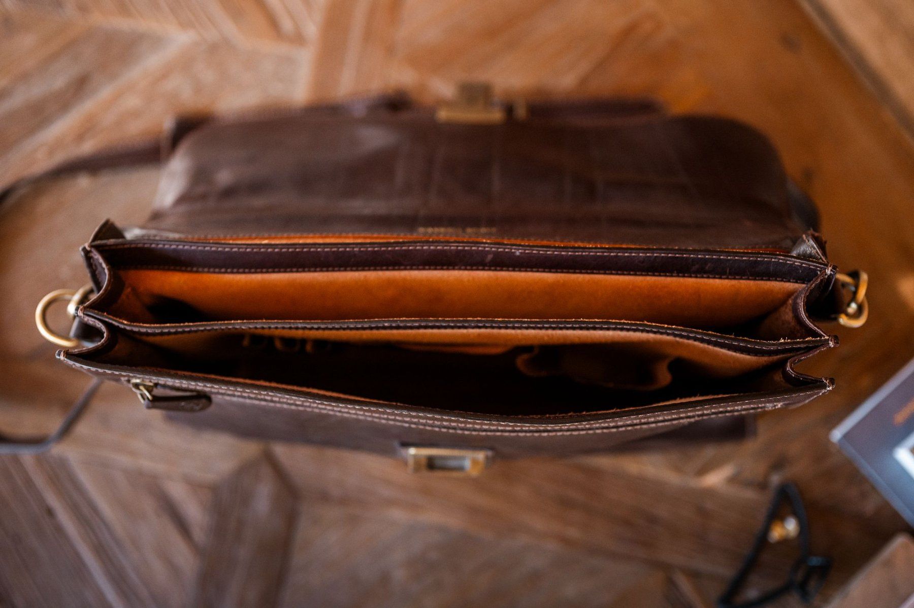 Valises & Sacs: Porte-documents en cuir Maxwell & Scott – D'occasion à Château-d'Oex par Dynicolier 4
