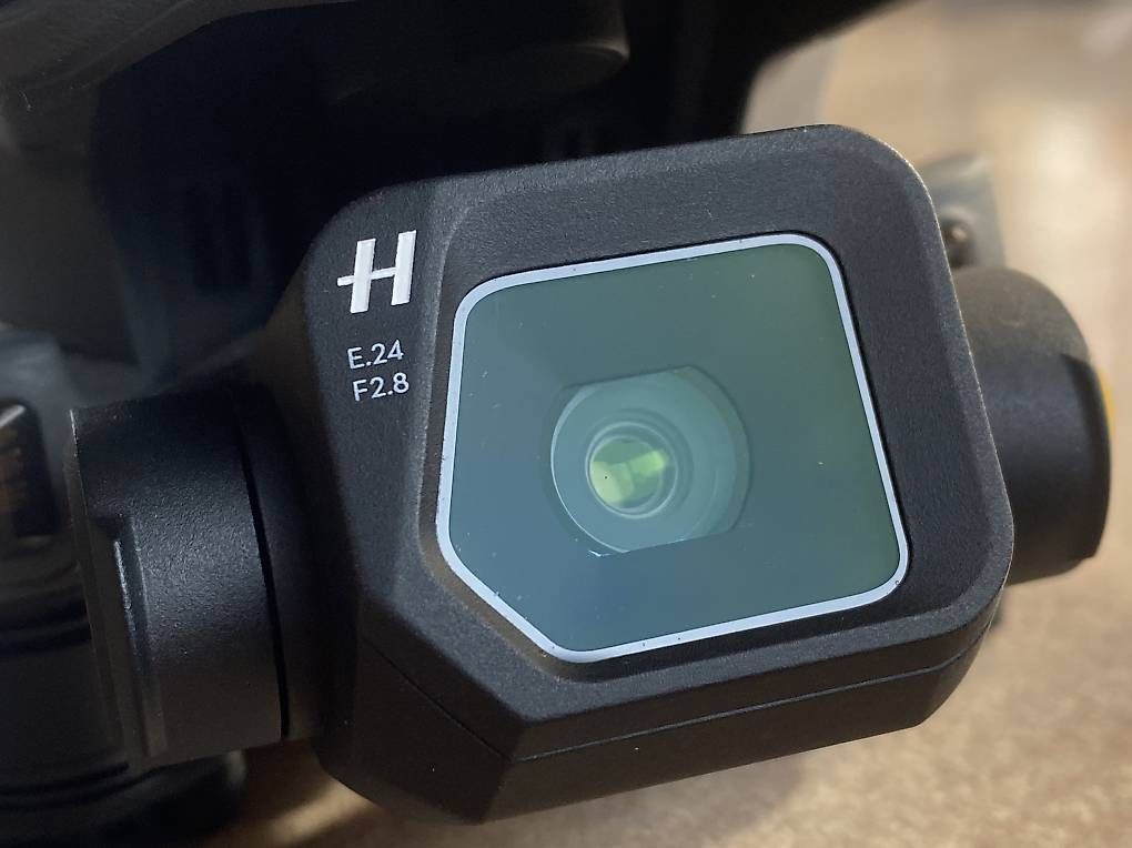 DJI Caméscopes: DJI Mavic 3 classic Drone (sans télécommande) – D'occasion à Sion par man_h2yn 2