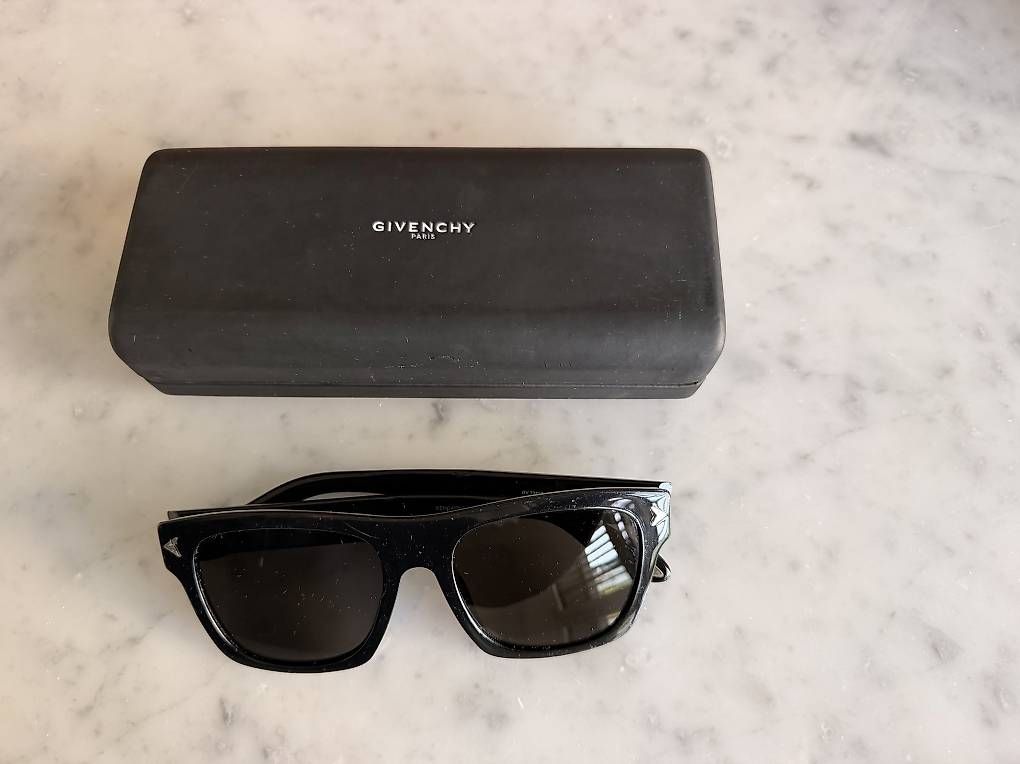 Occhiali & Lenti: Givenchy Sonnenbrille  – Usato da Adligenswil venduto da TST04 4