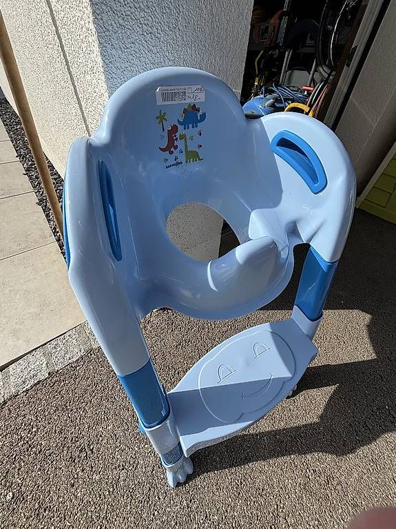 Seggiolini per auto: Siège enfant avec marche – Usato da Bassecourt venduto da Bob.Lesponges_14