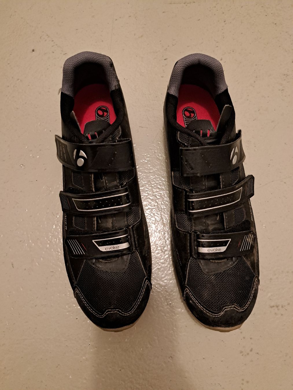 Bontrager Scarpe da uomo: Veloschuhe mit Klick Gr.44 – Nuovo (secondo la descrizione) da Besenbüren venduto da gmuerdoris84
