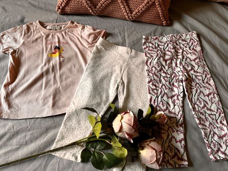 1 t-shirt and two leggings for summer  18months/86cm