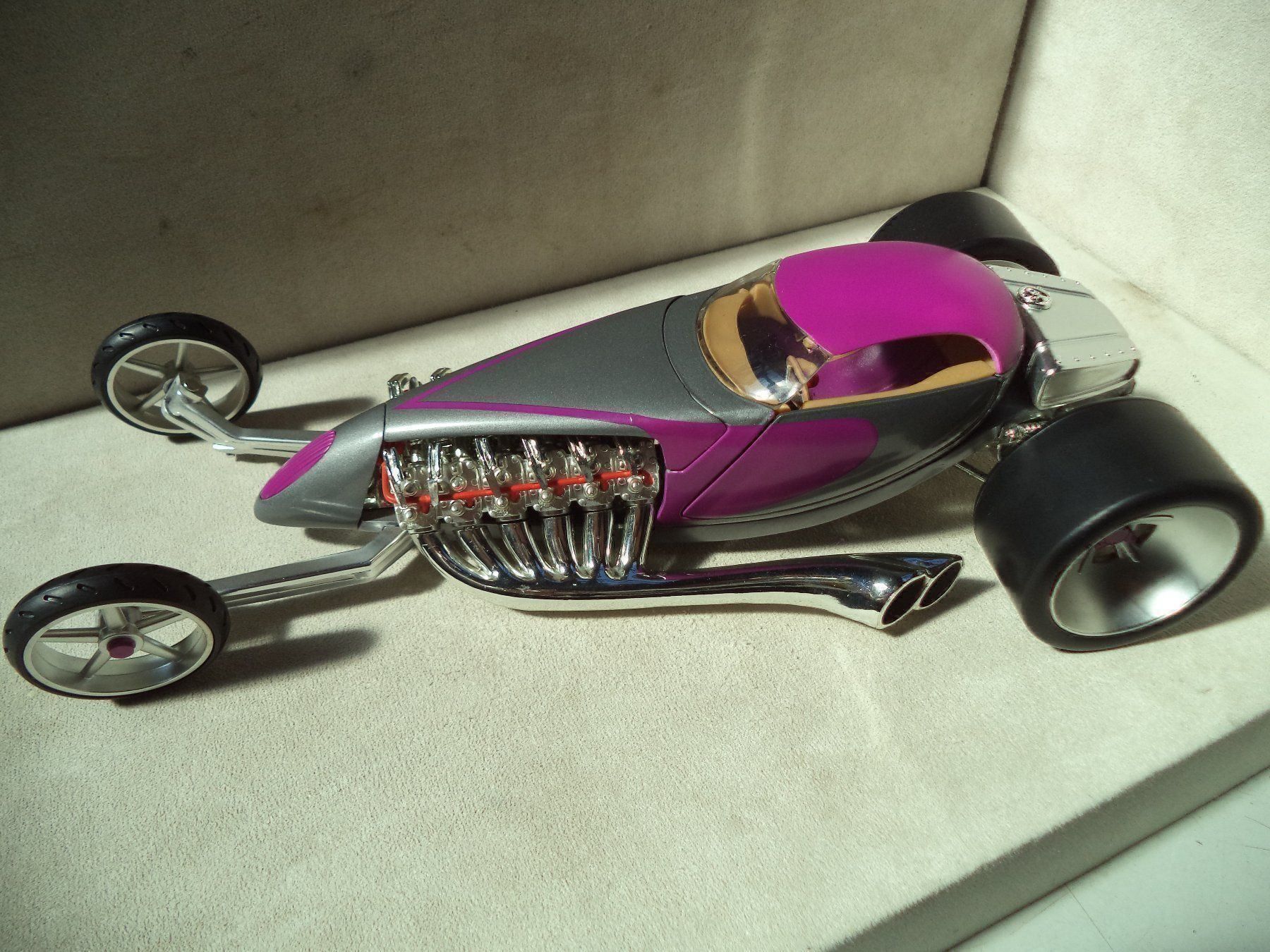 Hot Wheels Modellini d'auto: Hothweels SLIGHTLY MODIFIED  Rar – Nuovo (secondo la descrizione) da Rieden AG venduto da Wirth03 5