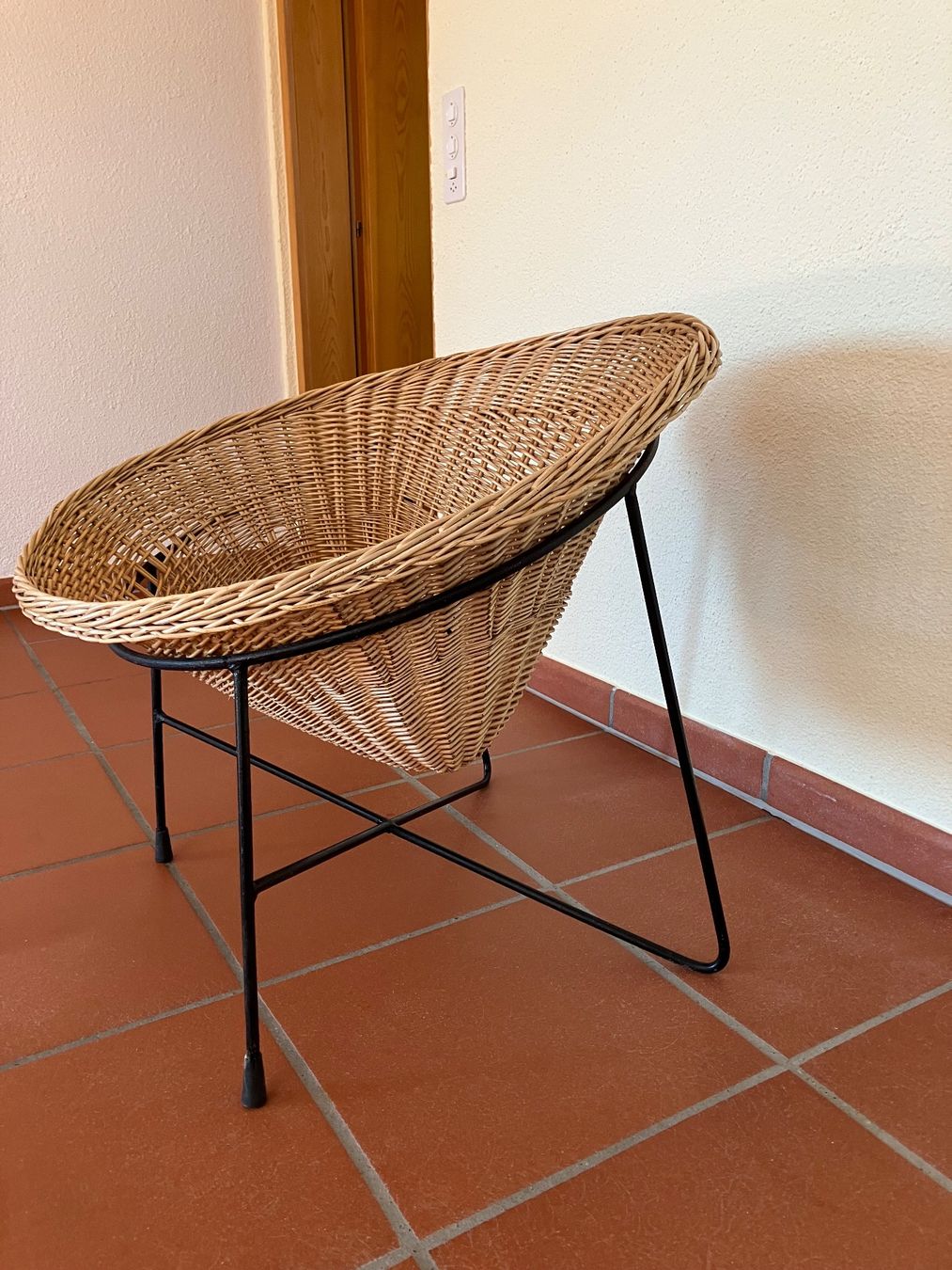 Poltrone: Vintage Korbstuhl – Usato da Mettmenstetten venduto da hlu_pw6q