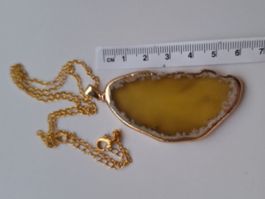 Halskette mit gelbem Achat Anhänger - Unikat!