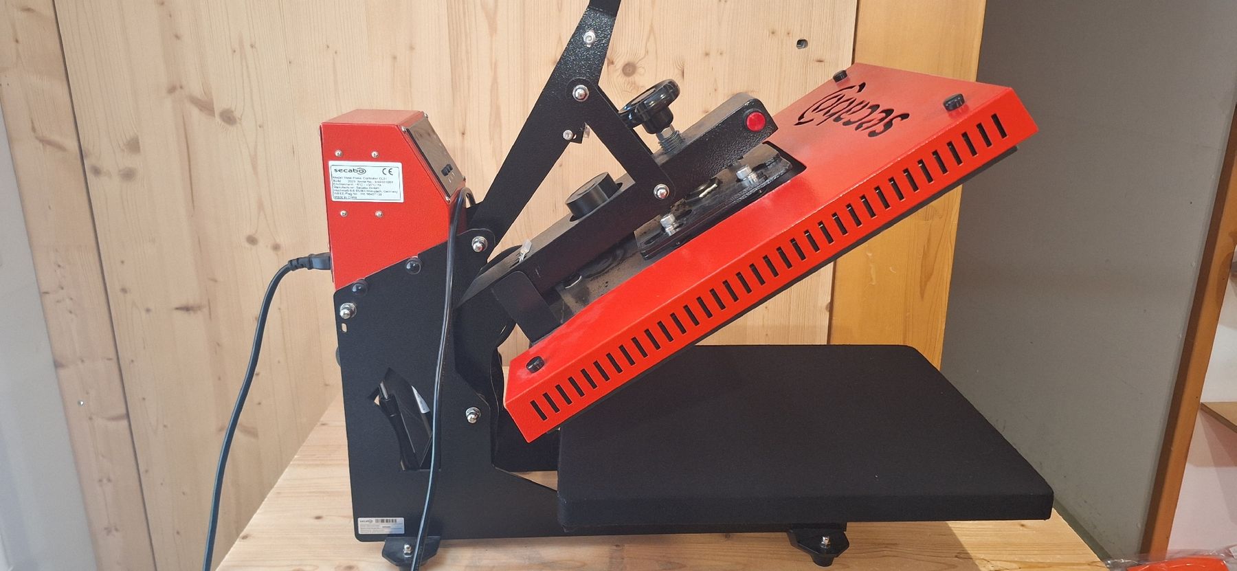 Tutte le macchine: Transferpresse TC7 lite Secabo 40 x 50cm – Usato da Grabs venduto da tschanny