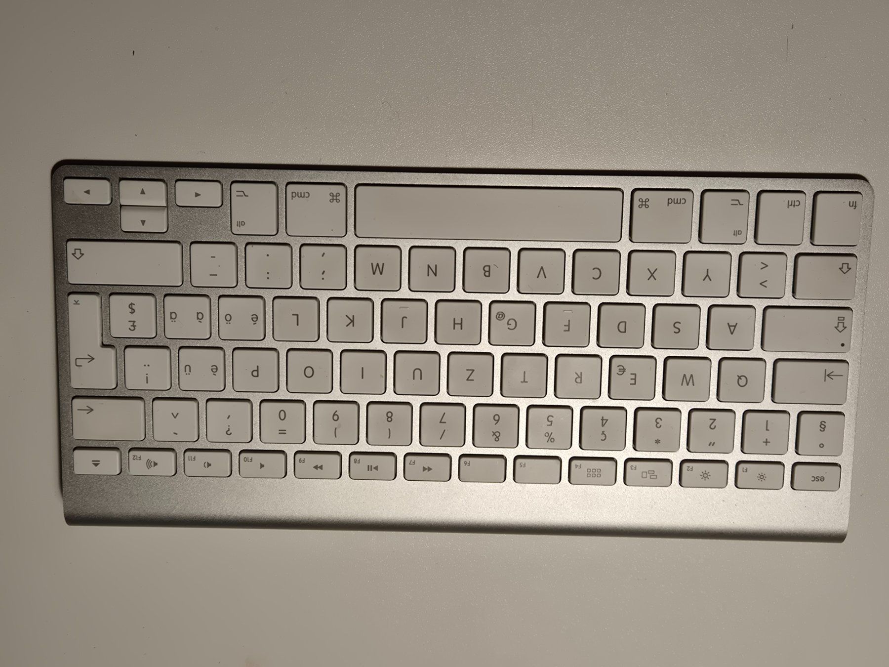Apple Tastiere: Apple Magic Keyboard A1314, super Zustand – Usato da Monthey venduto da McAuthor 1