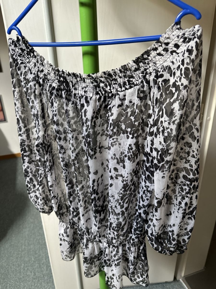 Kleiderpakete: Duo Bluse/ Jacke  – Gebraucht aus Baltschieder von YmroBe 1