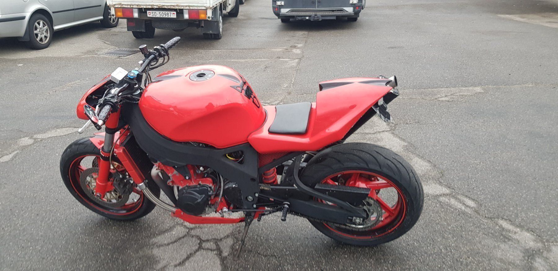 Honda Strada: Honda CBR 900RR – Usato da Erstfeld venduto da Gina033 7