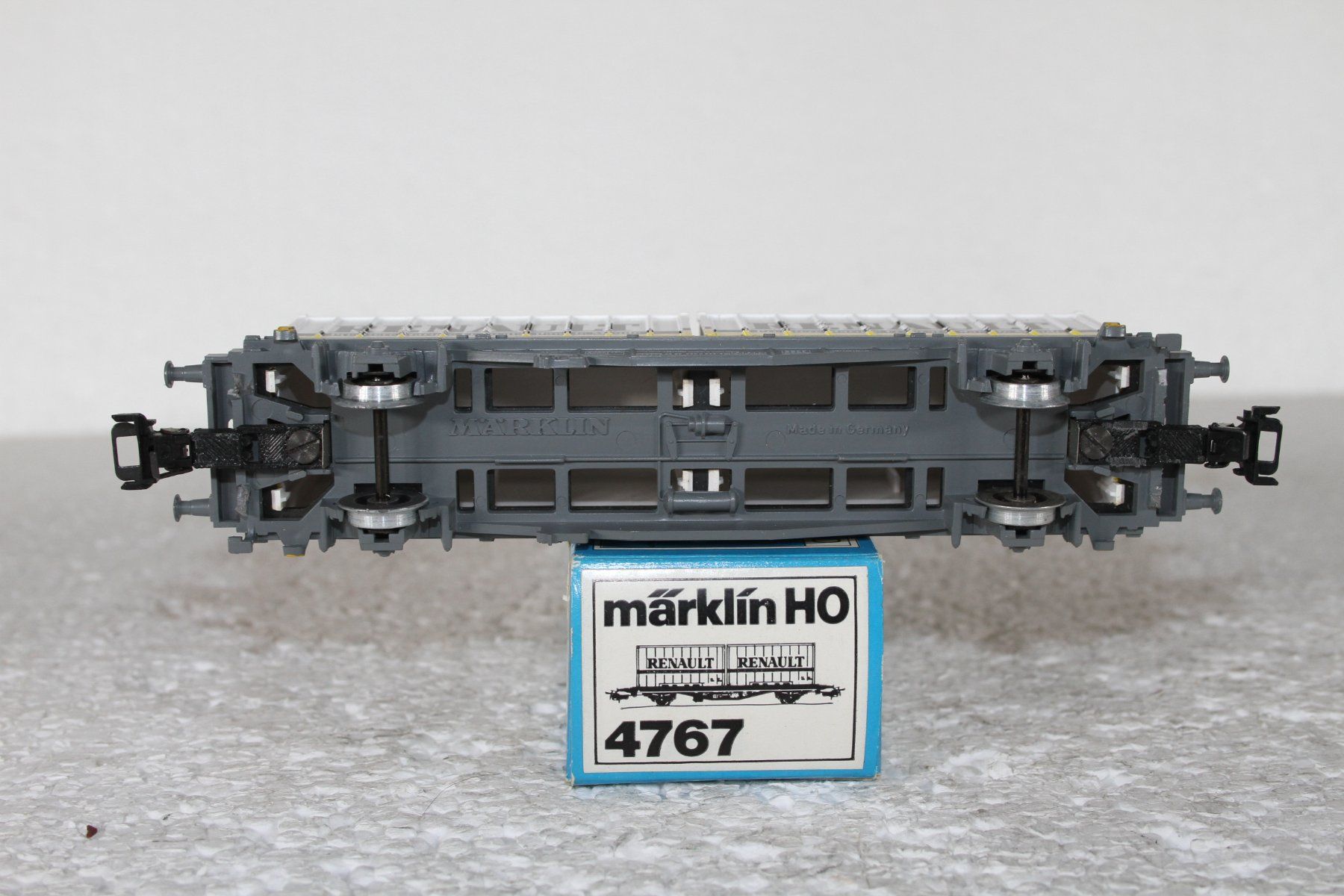 Märklin Modellini di ferrovie: Märklin 4767 SNCF Renault Container – Usato da Triesen venduto da gleis8 6