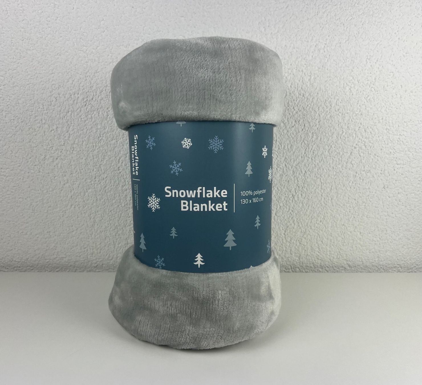Coop Coperte: Kuscheldecke mit Schneeflocken-Design – Nuovo e nell'imballaggio originale da Stein am Rhein venduto da Moons_of_Saturn 2
